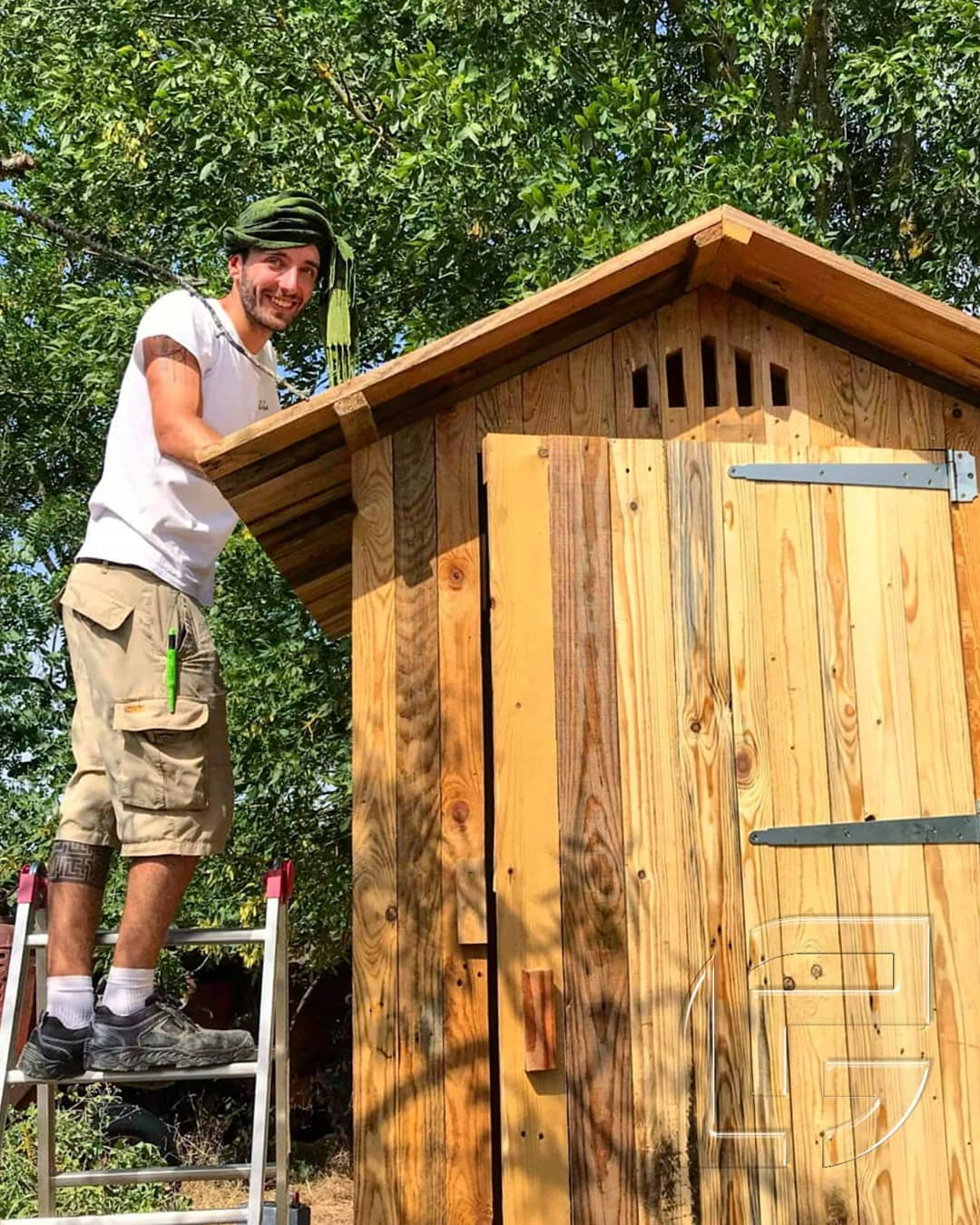 toilettes sèches bois palette sur-mesure éco-responsable naturel auch toulouse occitanie recyclage surcyclage