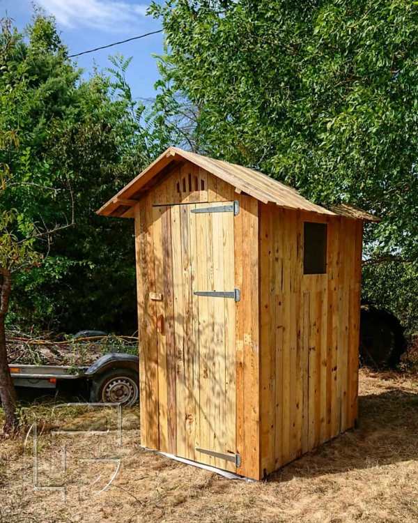 toilettes sèches bois palette sur-mesure éco-responsable naturel auch toulouse occitanie recyclage surcyclage