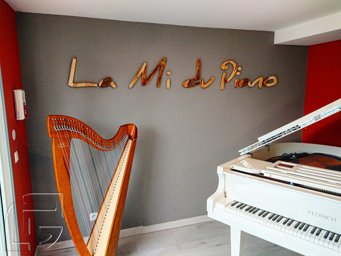 enseigne bois palette sur-mesure magasin piano toulouse auch occitanie