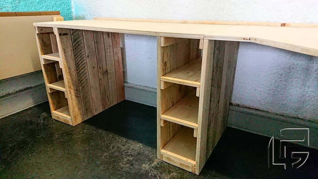 meuble mobilier intérieur agencement bureaux bois palette toulouse auch occitanie sur-mesure éco-responsable